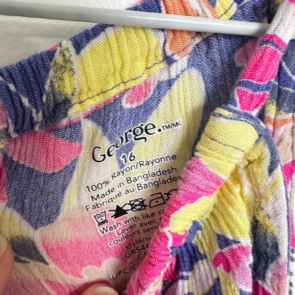 3 for $10 🌸 George Floral Rayon Dress - Picture 2 of 3